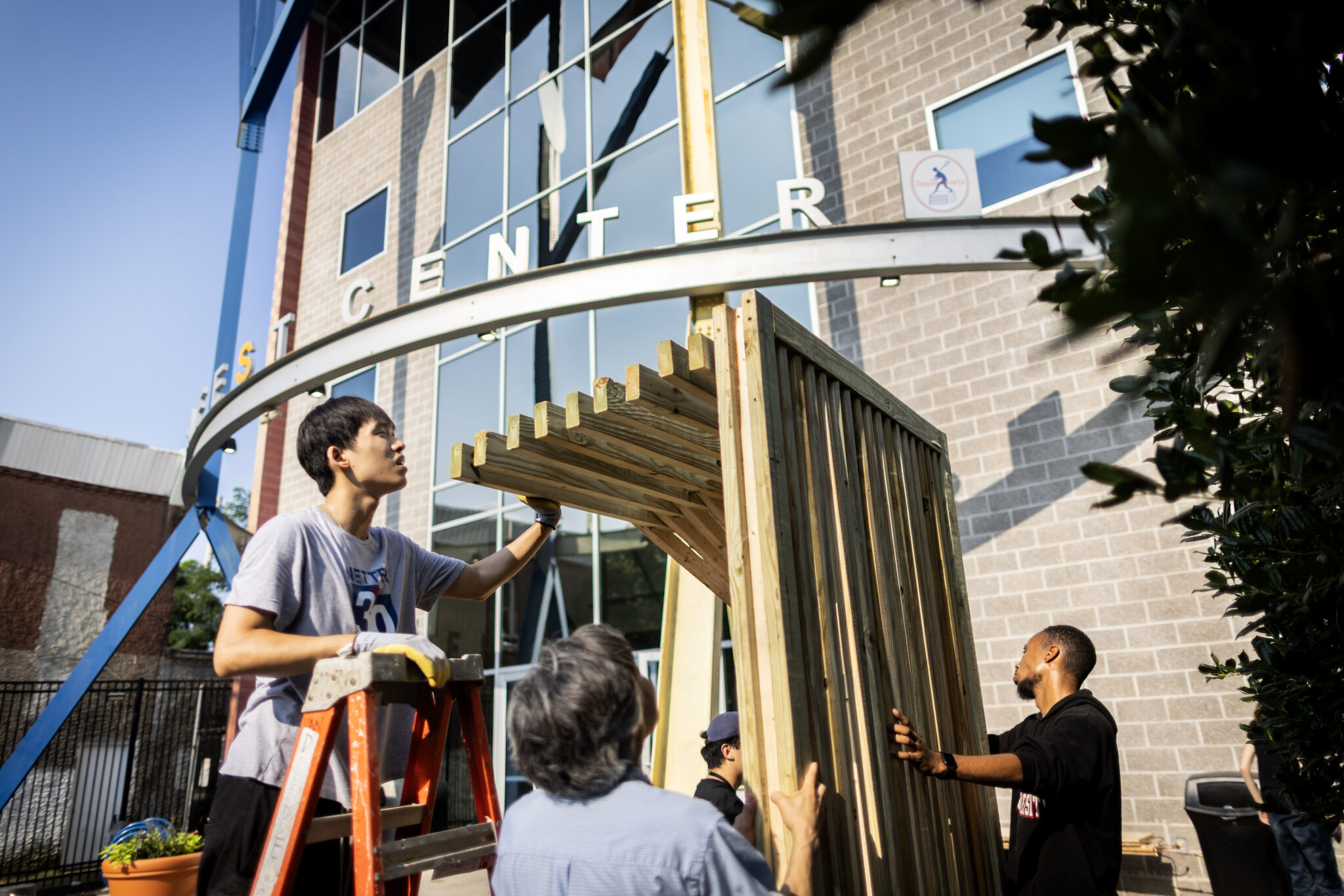 Students building a cooling shelter in Hunting Park to addressing the urban heat island effect.